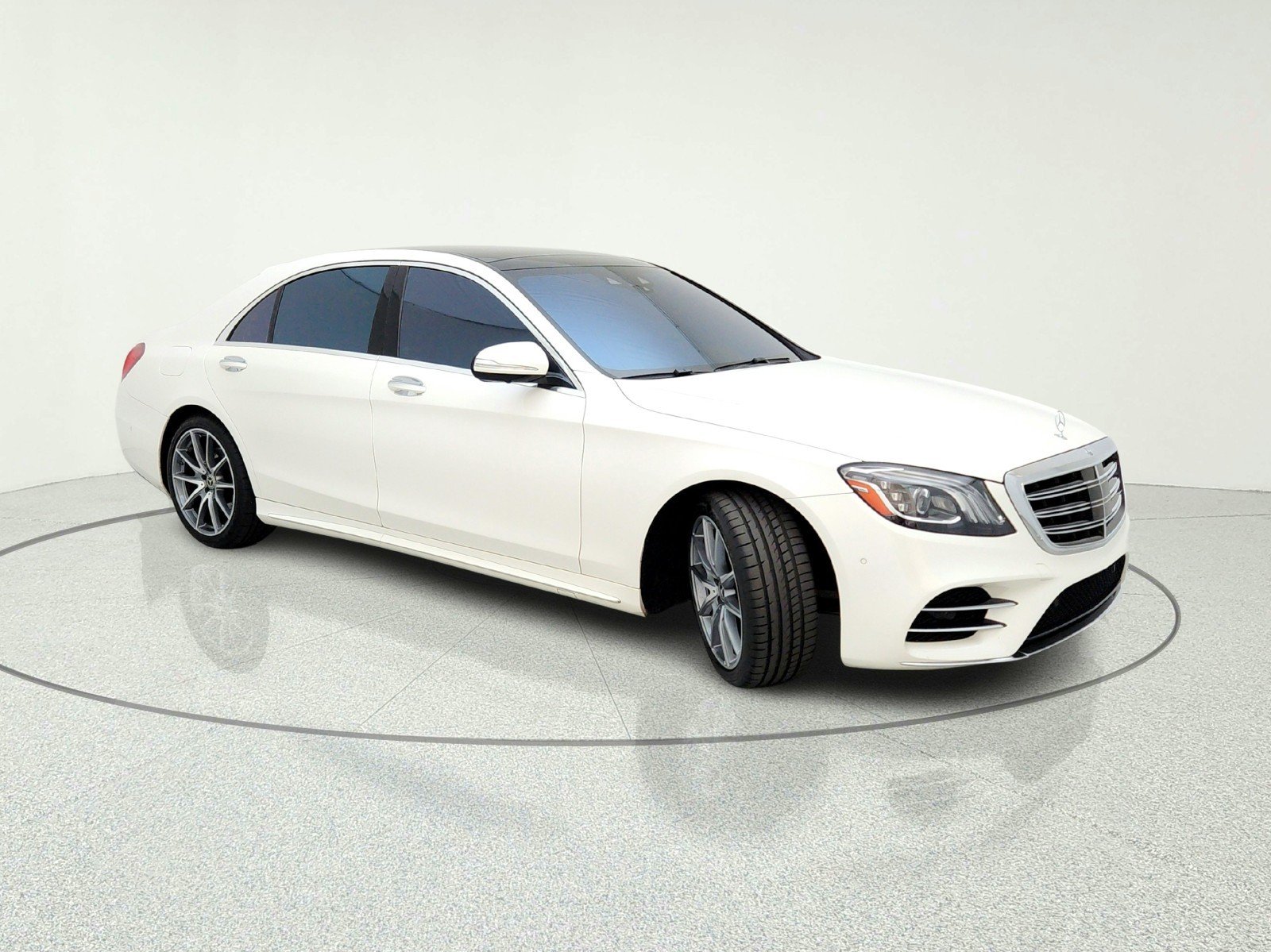 Used 2018 designo Diamond White Mercedes-Benz S 560 image 5