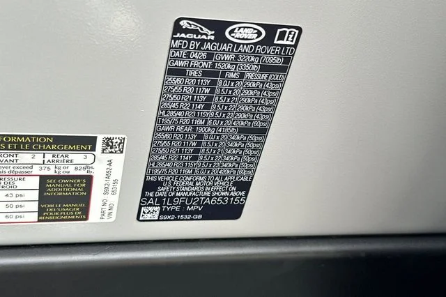 New 2026 Borasco Grey Land Rover Dynamic SE image 27