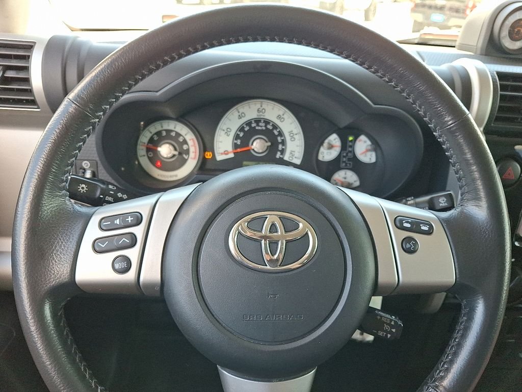 Used 2014 Black Toyota Base image 19