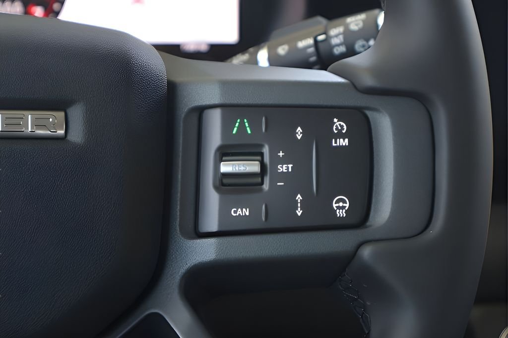 New 2026 Tasman Blue Land Rover S image 21