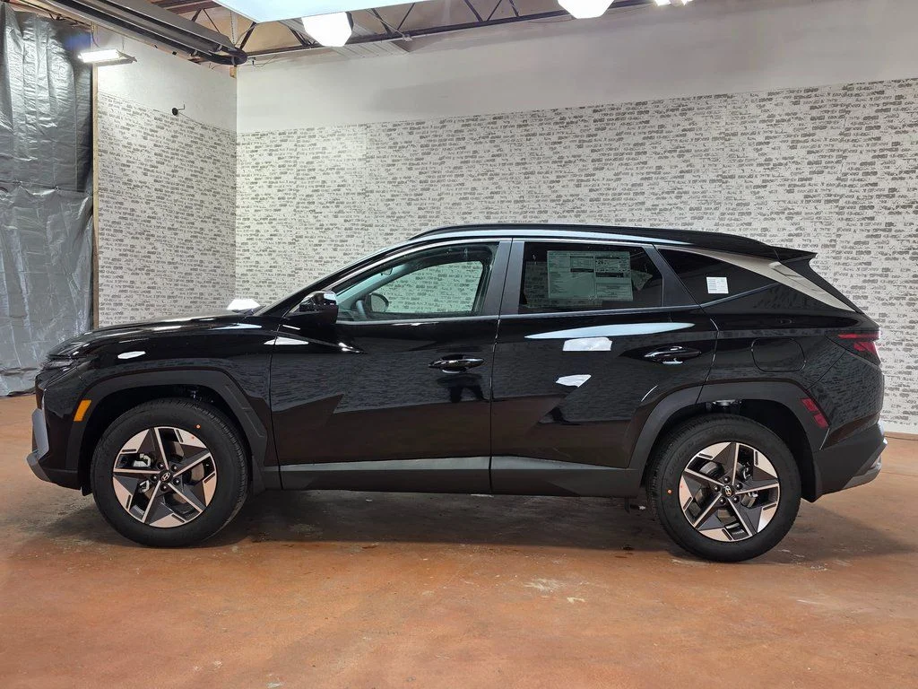 New 2026 Phantom Black Hyundai SEL image 4