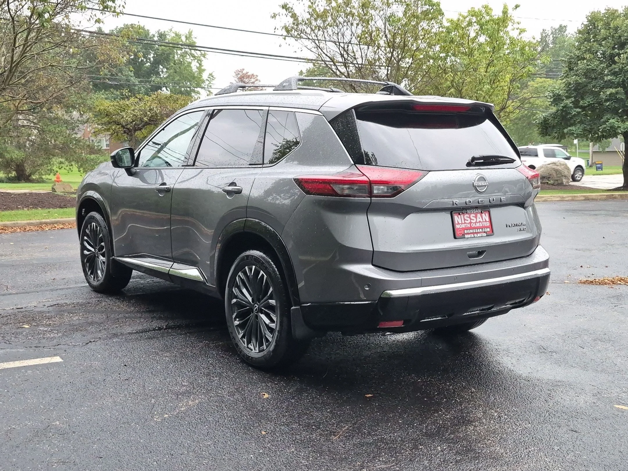 New 2026 Gun Metallic Nissan Platinum image 9