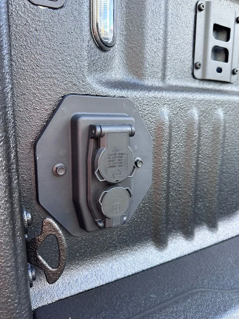 New 2026 Marsh Gray Ford Lariat image 29