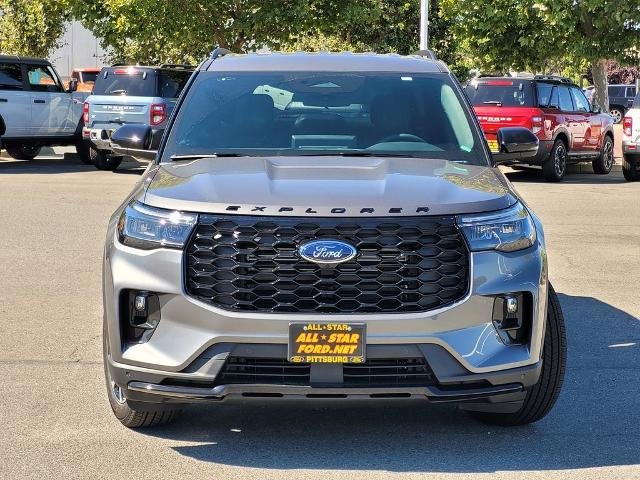 New 2026 Carbonized Gray Metallic Ford ST-Line image 2