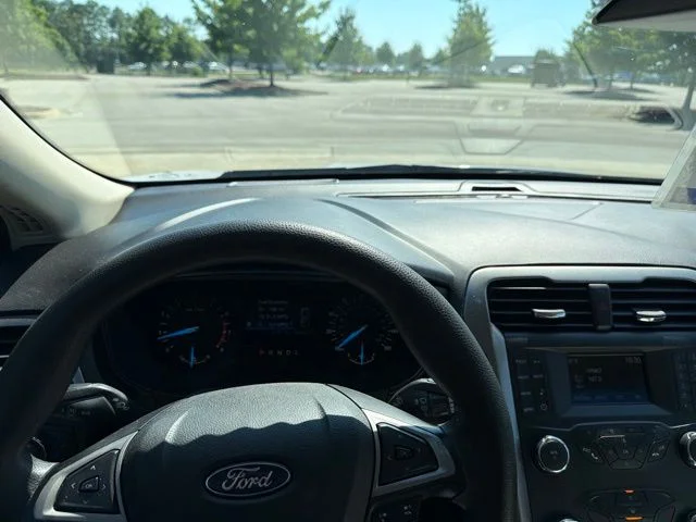Used 2019 Oxford White Ford S image 8