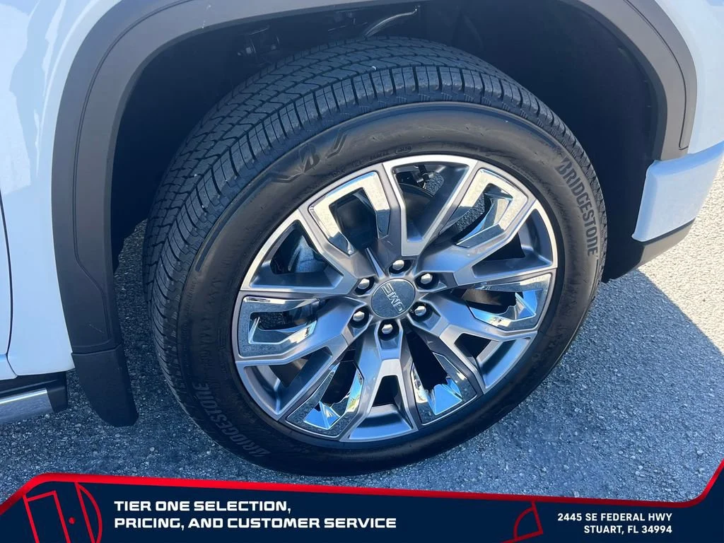 New 2026 Glacier White Tricoat GMC Denali image 21
