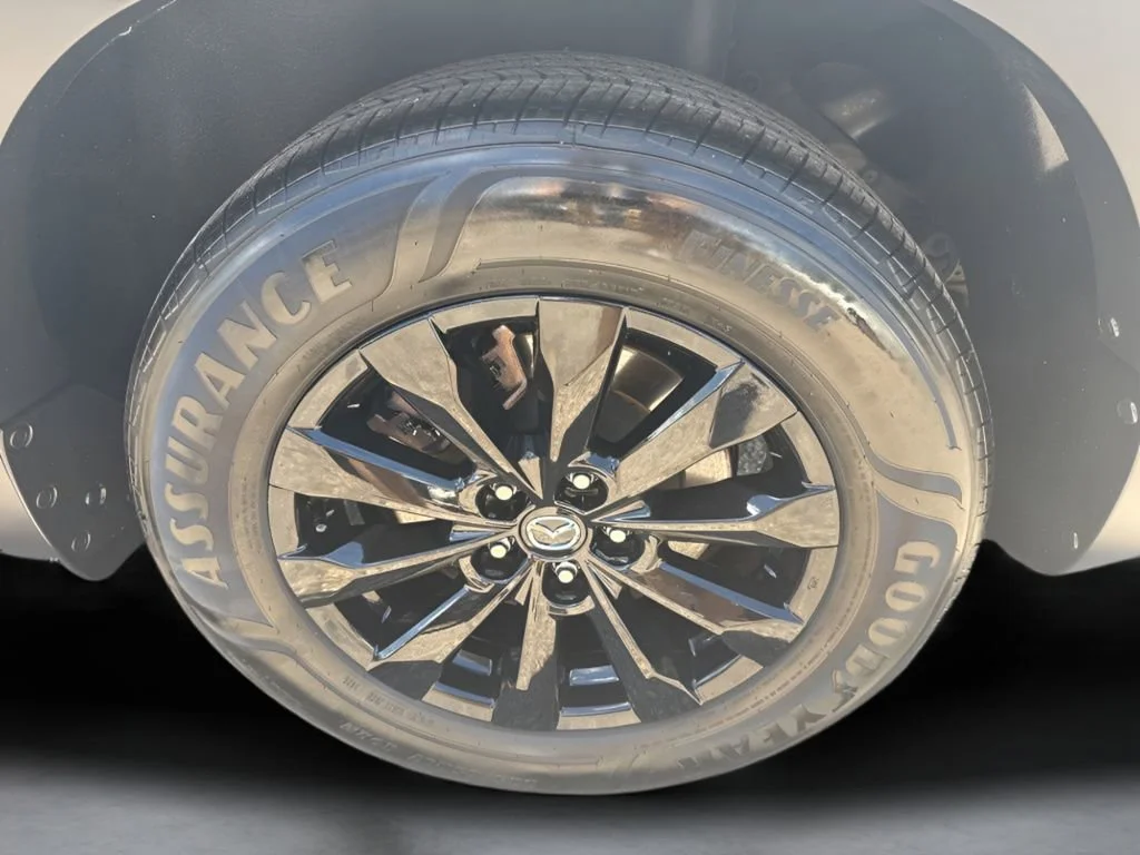 Used 2026 White Mazda 2.5 S Preferred image 37