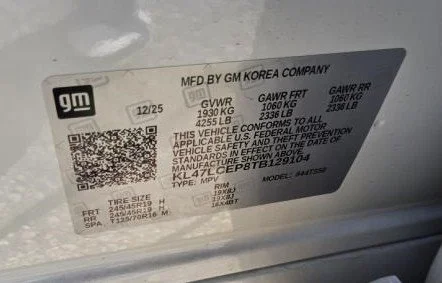 Certified Used 2026 White Buick Avenir image 21