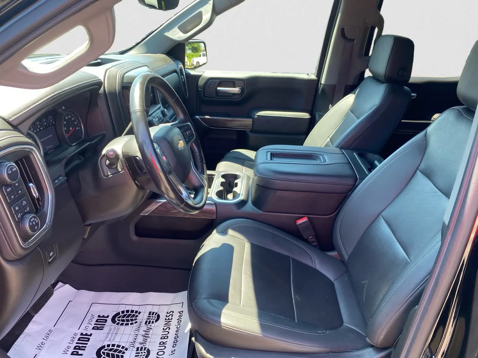 Used 2021 Black Chevrolet LTZ image 14