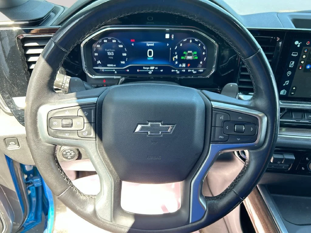 Used 2022 Glacier Blue Metallic Chevrolet LT Trail Boss image 29