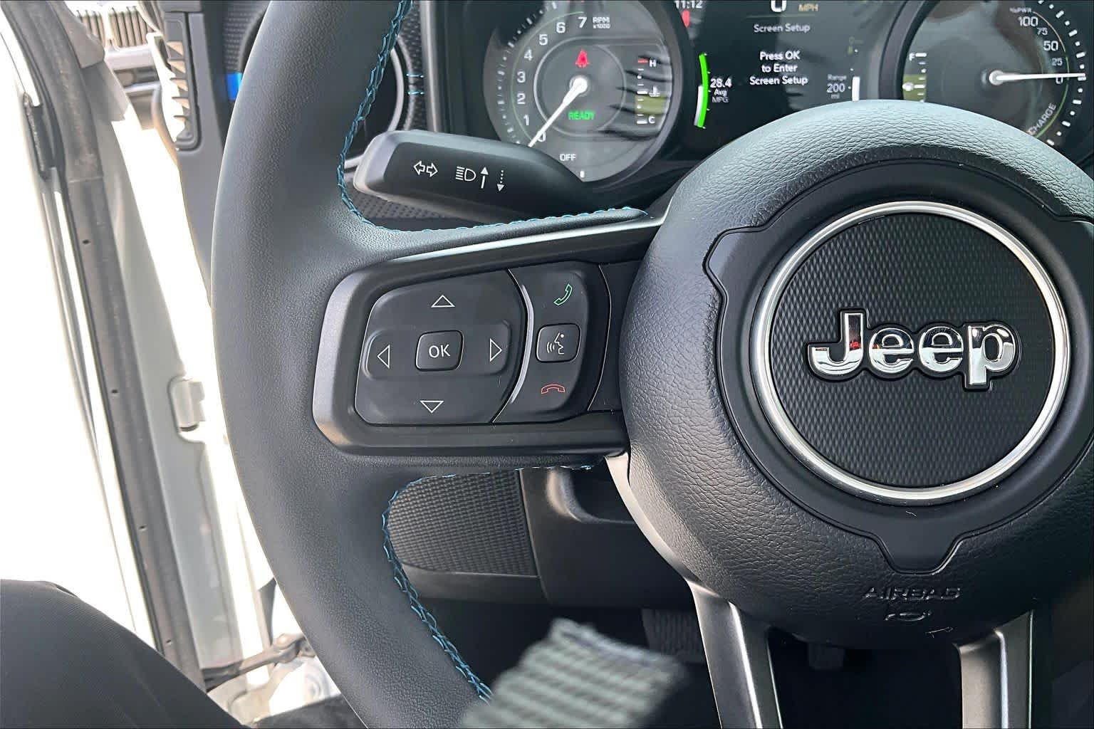Used 2024 Bright White Clearcoat Jeep Rubicon image 21