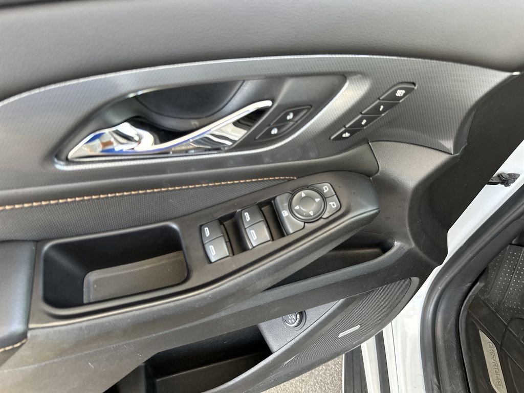 Used 2019 Beige Chevrolet Premier image 11