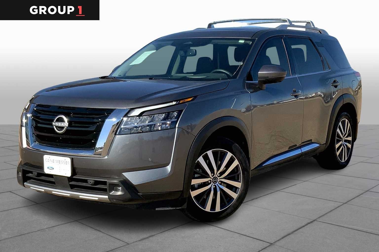 2022 Nissan Pathfinder Platinum