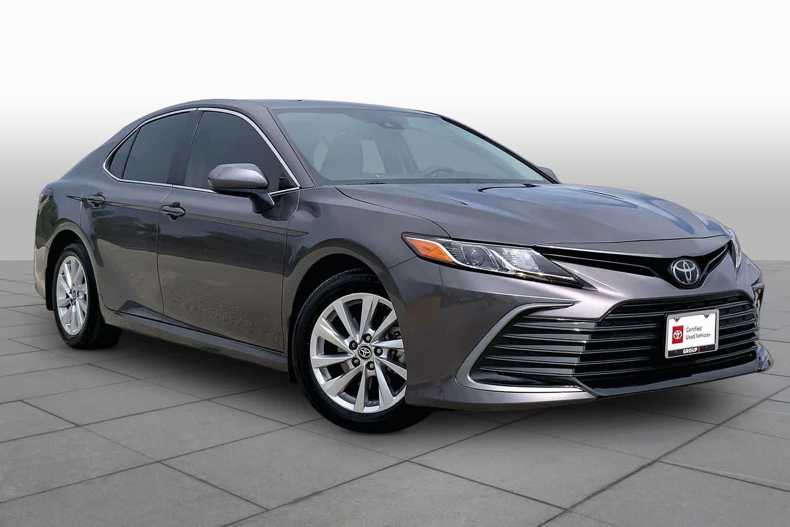 Used 2023 Predawn Gray Mica Toyota LE image 3