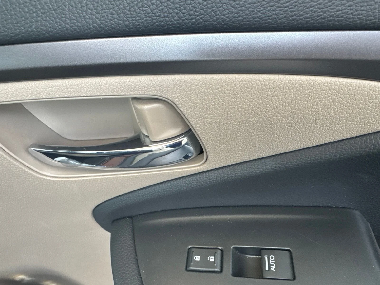 Used 2021  Honda EX-L image 22