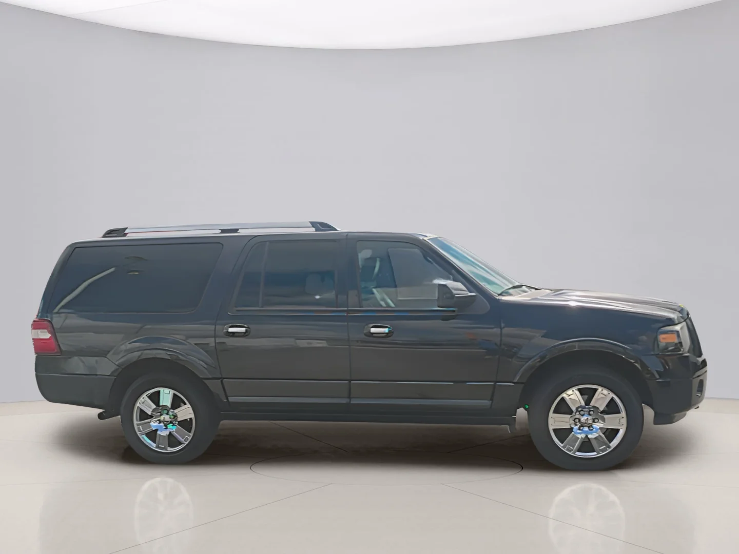 Used 2010 Black Ford EL LIMITED image 6