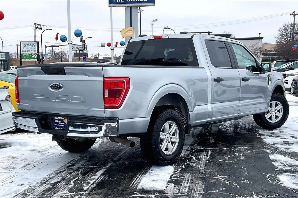 Used 2022 Silver Ford XLT image 11