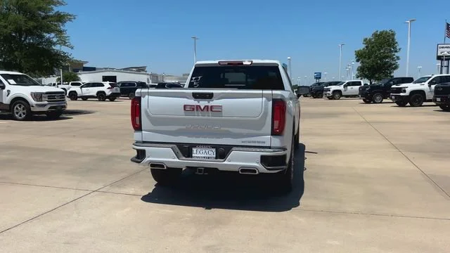 2026 GMC Sierra 1500 Denali - Photo 8