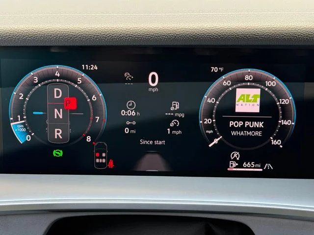 New 2026 White Volkswagen 2.0T SE image 17