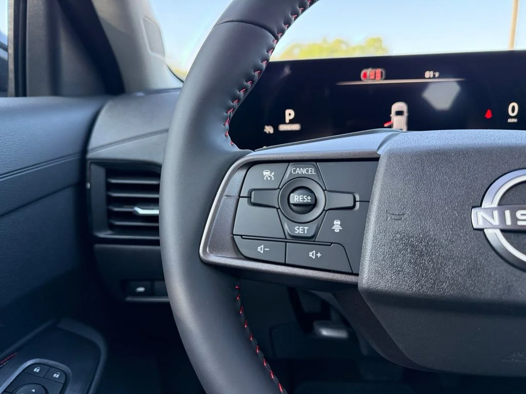 New 2027 Gray Nissan SR image 24