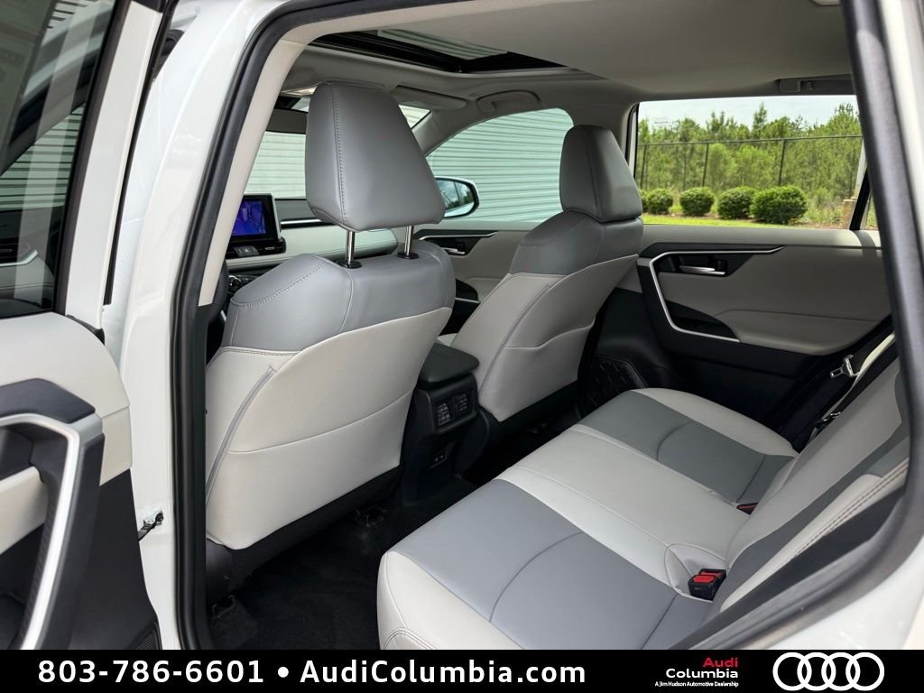 Used 2025 Beige Toyota XLE Premium image 25