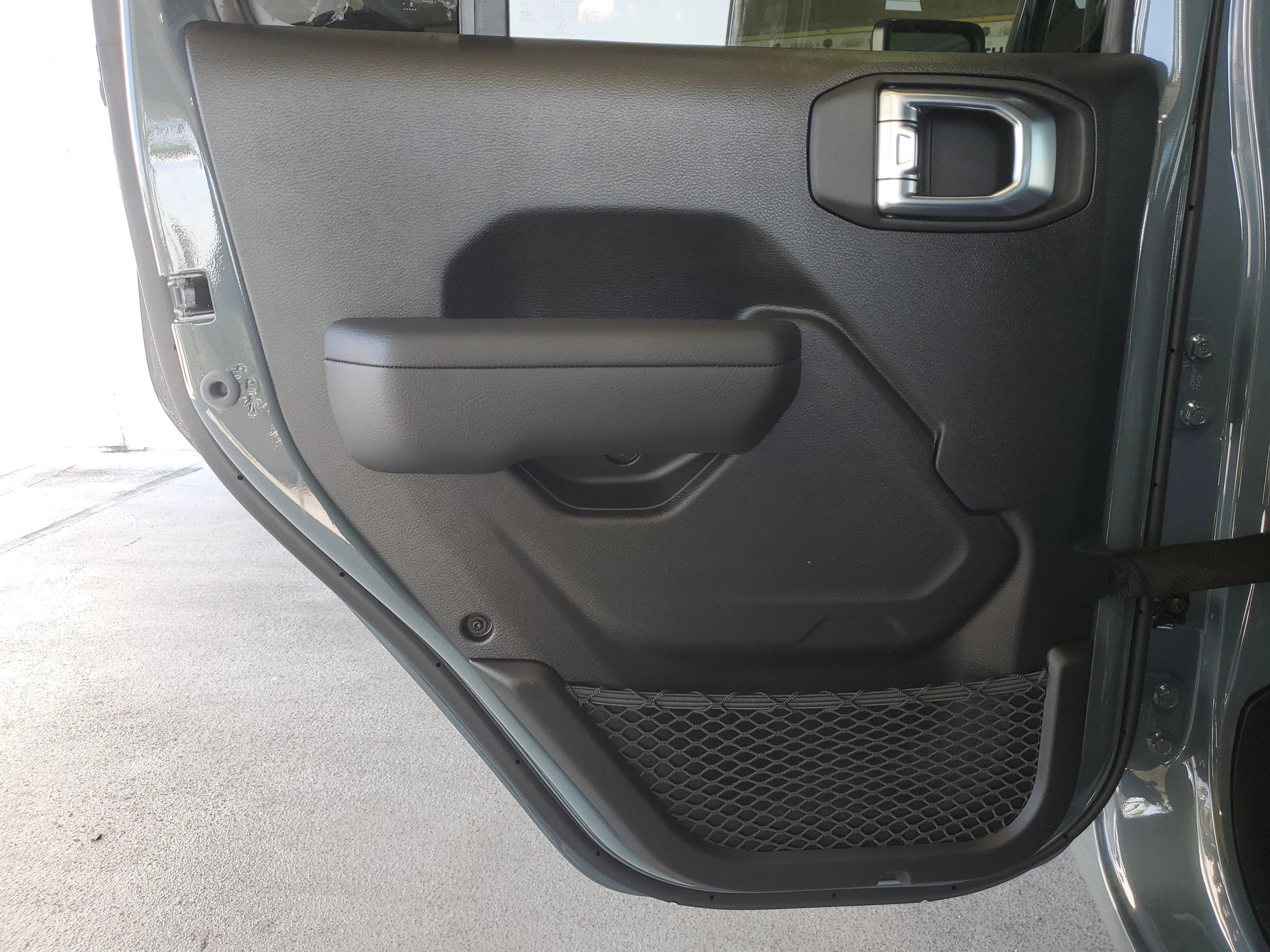 New 2026 Anvil Clear-Coat Exterior Paint Jeep Sport S image 11