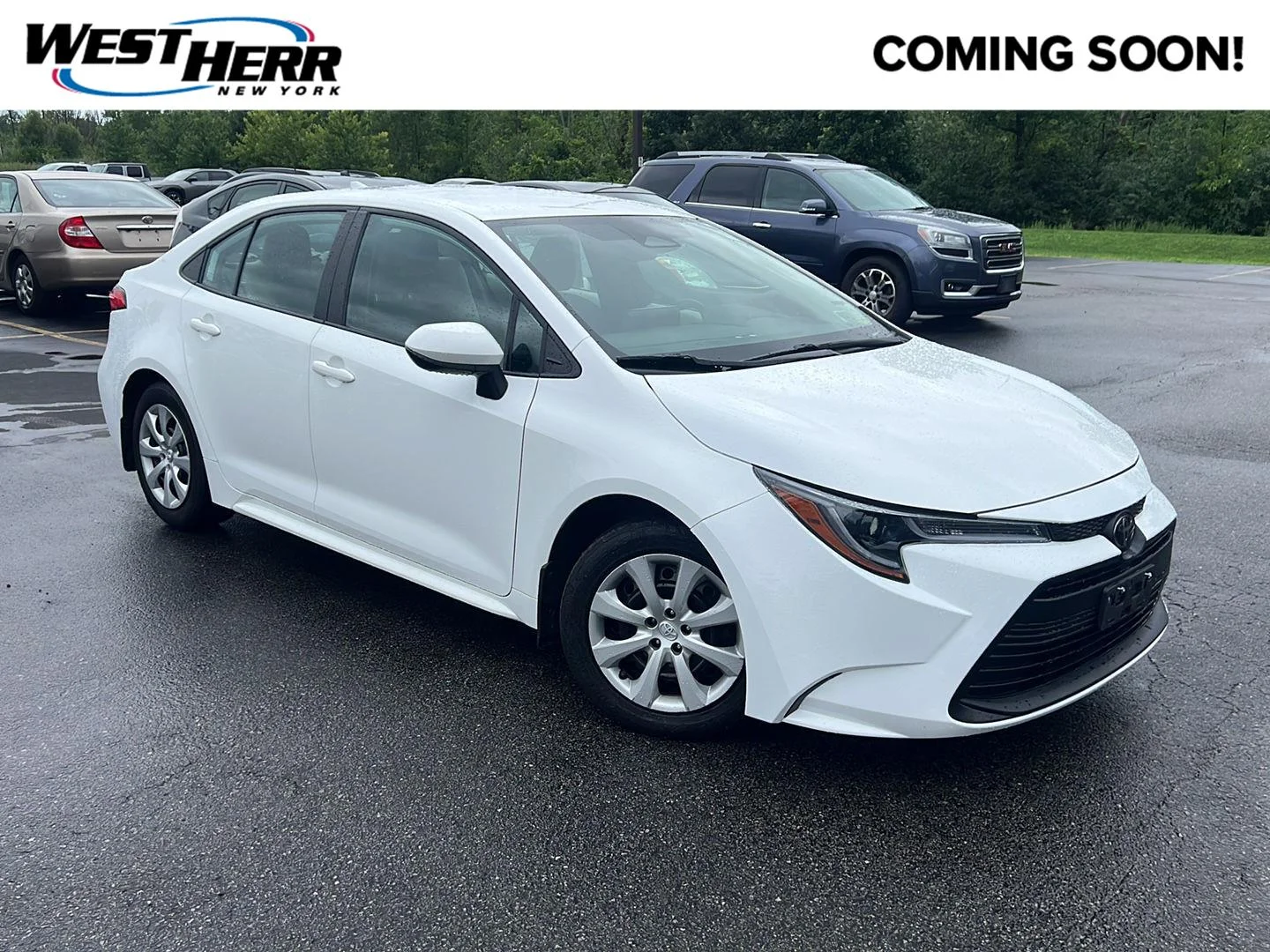 Used 2023 Ice Cap Toyota LE image 1