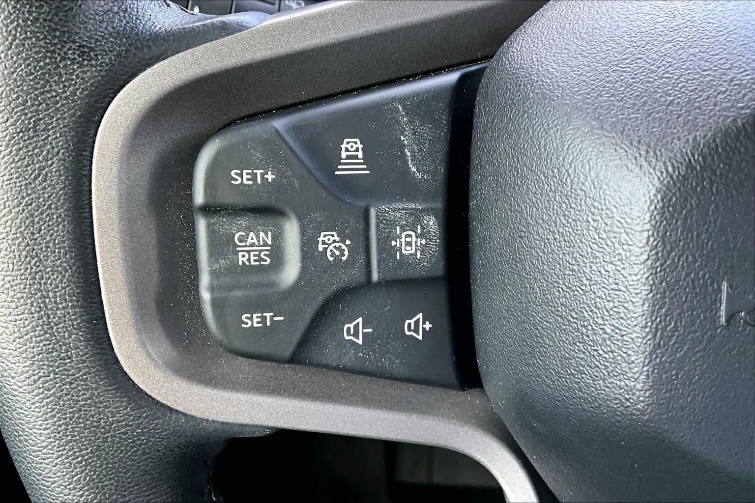 Used 2024 Carbonized Gray Metallic Ford Wildtrak image 22