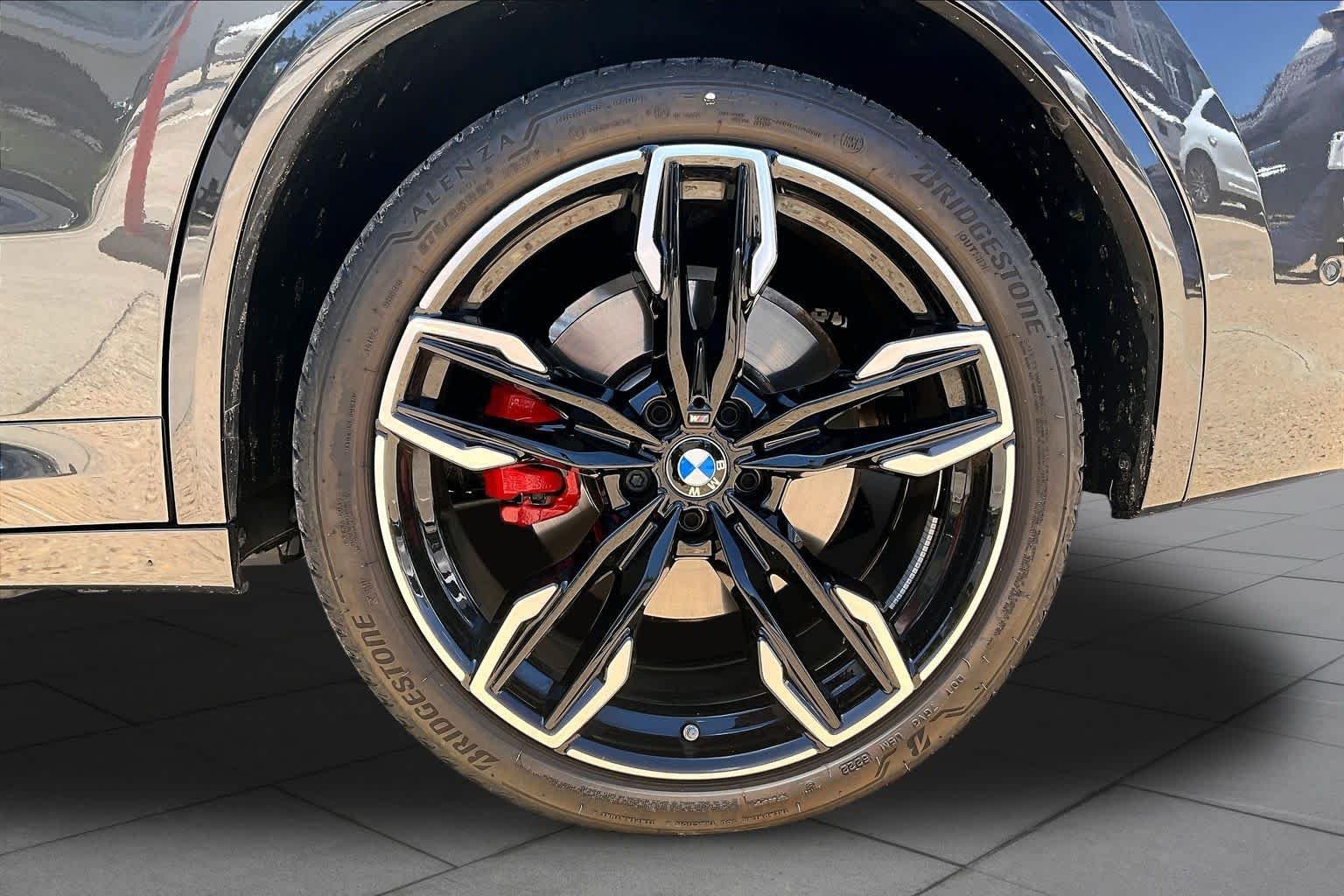 Used 2024 Dark Graphite Metallic BMW M40i image 10