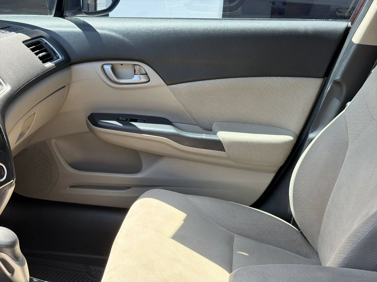 Used 2013 Red Honda LX image 29