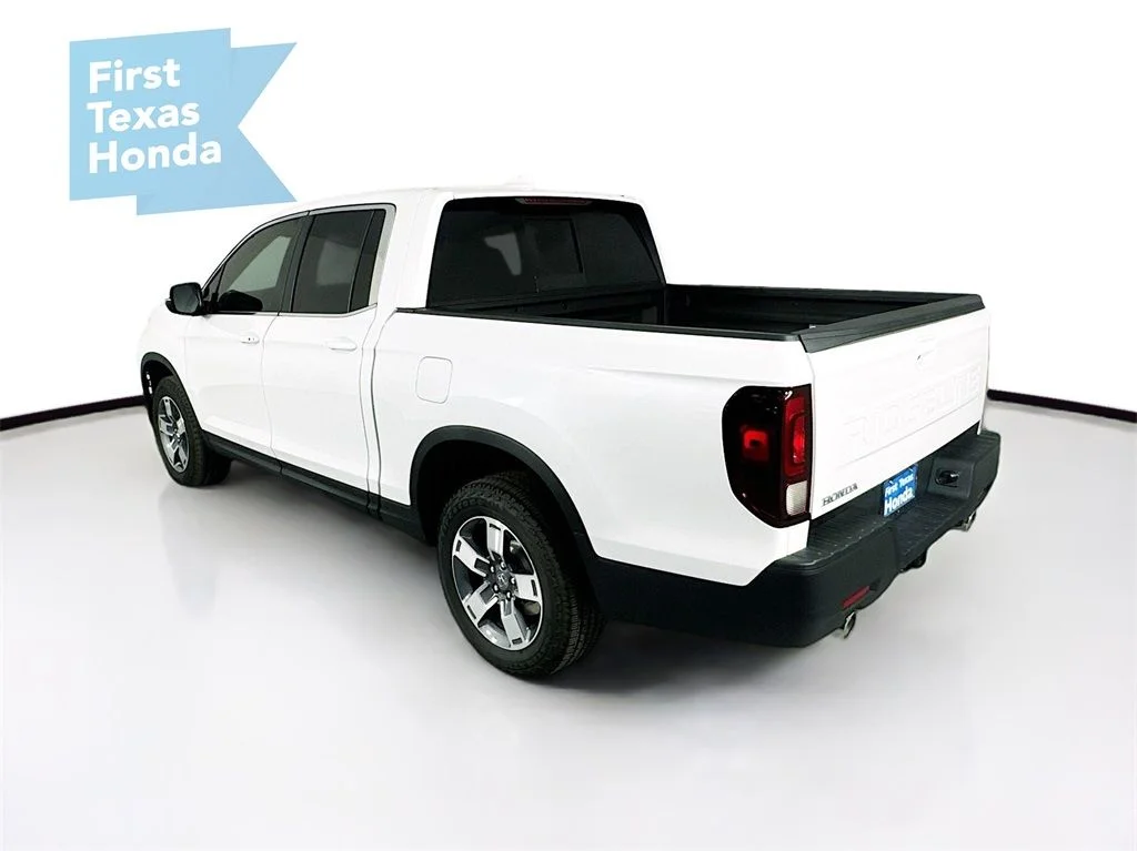 New 2026 Platinum White Pearl Honda RTL image 6