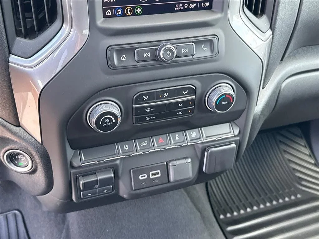 2025 Chevrolet Silverado 2500HD Custom - Photo 24