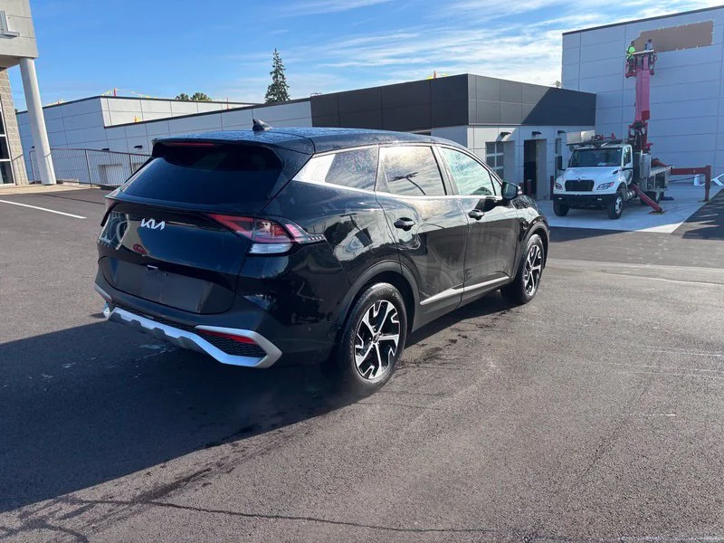 Used 2024 Black Kia EX image 8