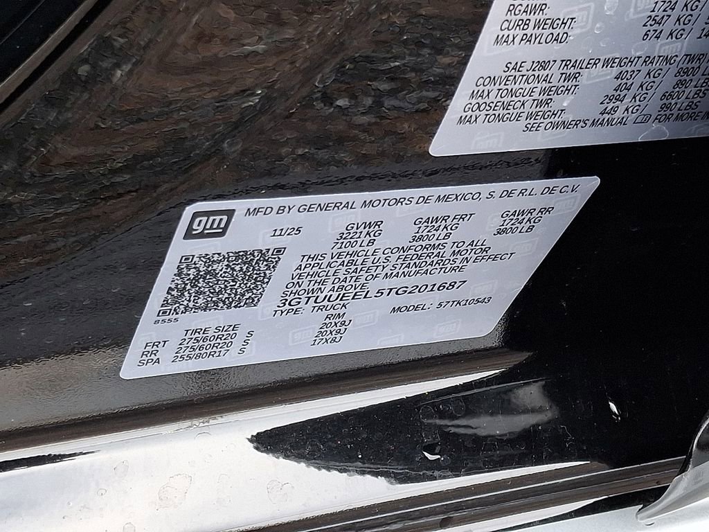 New 2026 Onyx Black GMC AT4 image 11