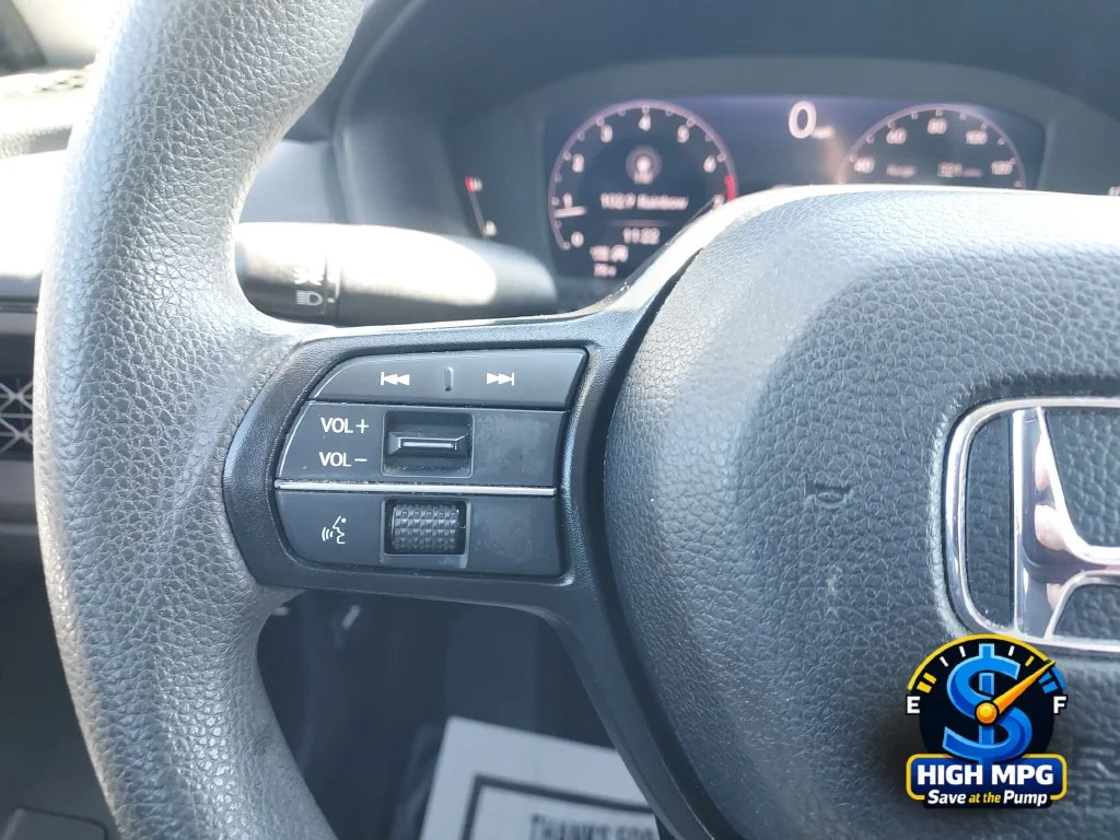 2025 Honda Accord LX - Photo 17