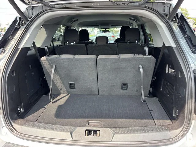 Used 2020 Silver Ford XLT image 23