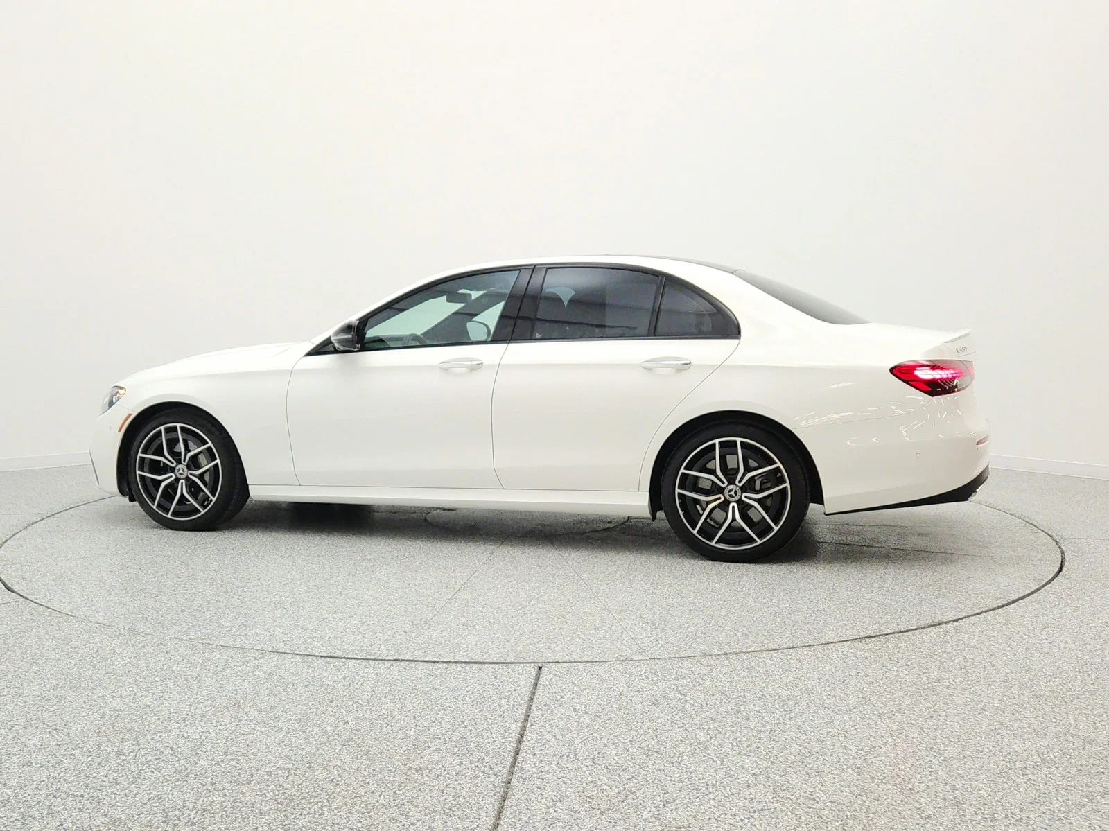Certified Used 2023 Polar White Mercedes-Benz E 450 4MATIC® Sedan image 8