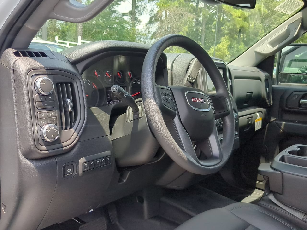 New 2026 Summit White GMC Pro image 10