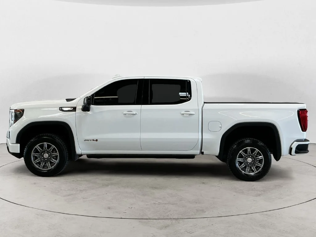 Used 2024 Summit White GMC AT4 image 8