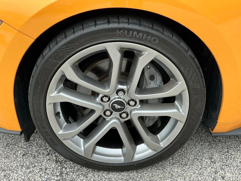 Used 2022  Ford GT Premium image 36