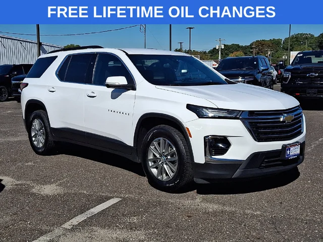 2023 Chevrolet Traverse LT