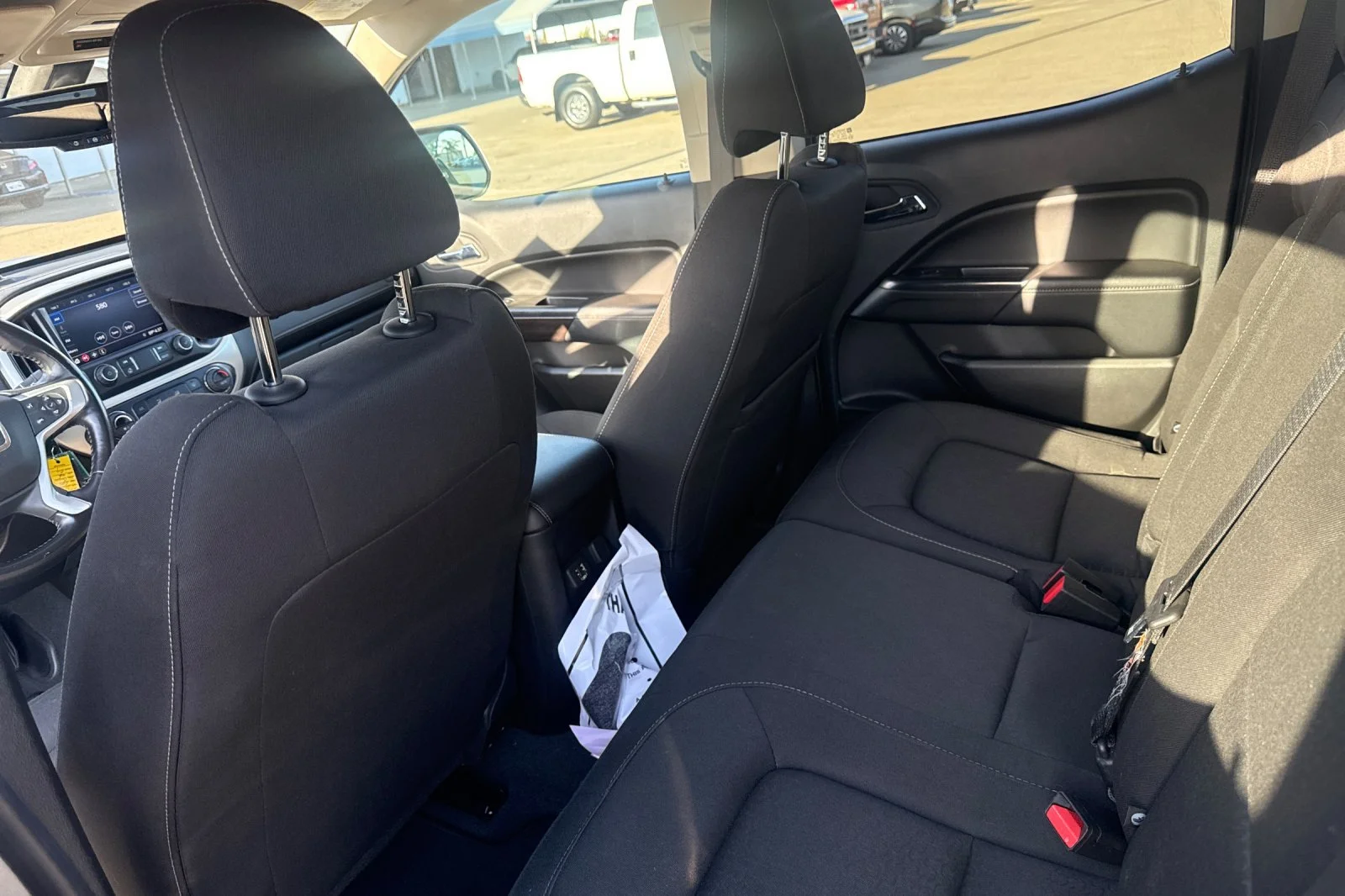 Used 2022 Gray GMC Elevation image 9