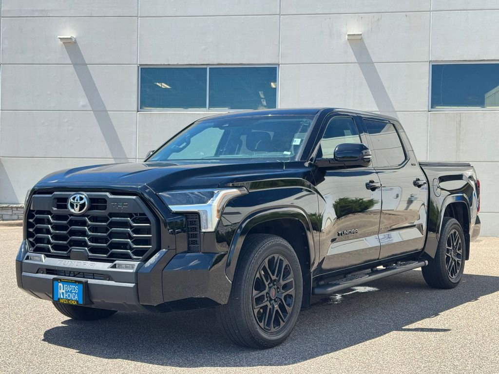 Used 2022 Midnight Black Metallic Toyota SR5 image 3