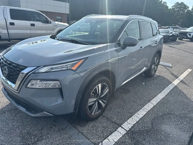 2022 Nissan Rogue SL