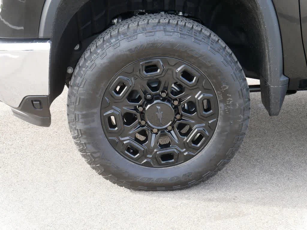 2026 Chevrolet Silverado 3500 HD LTZ - Photo 4