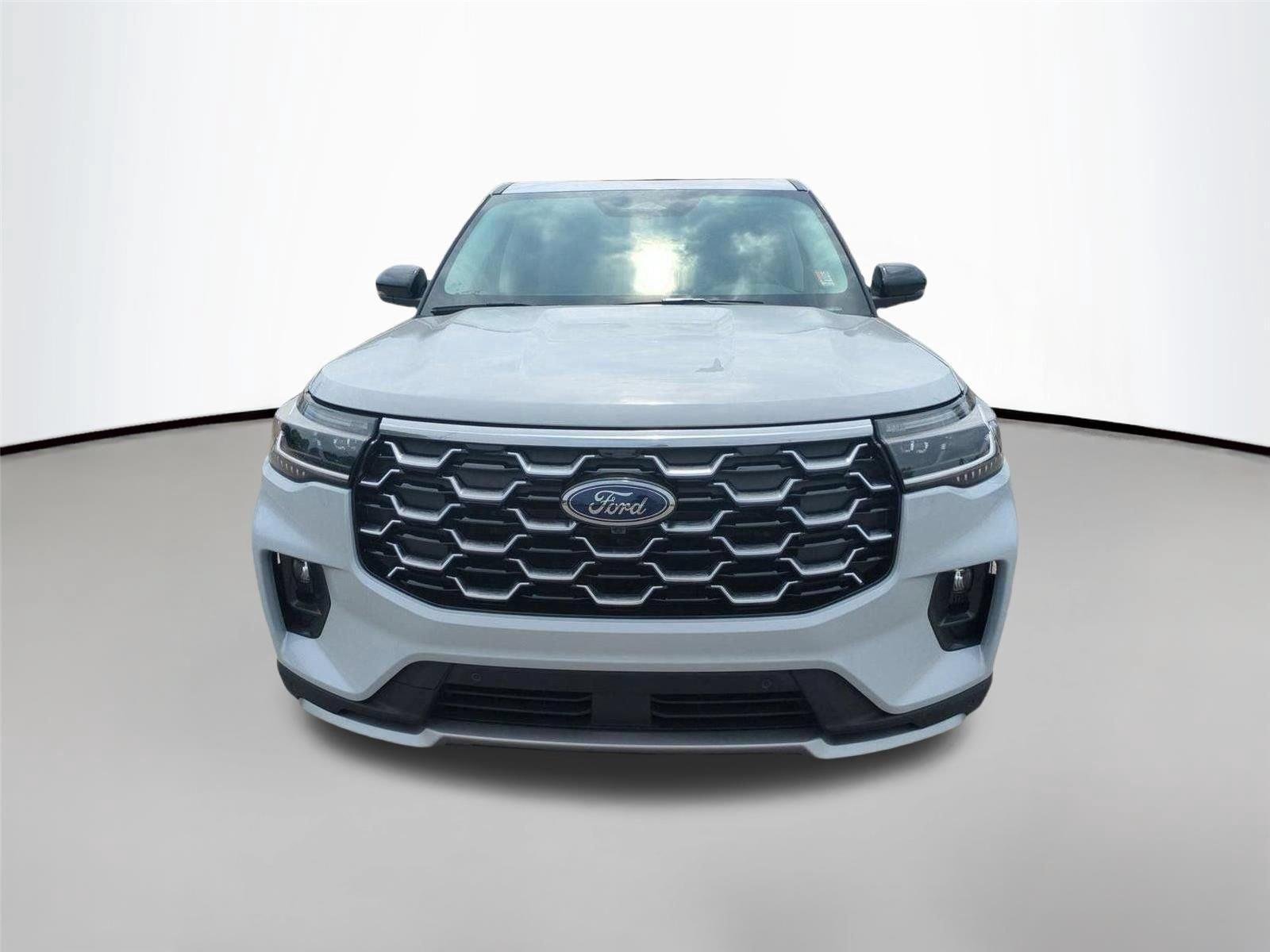 New 2026 Space White Metallic Ford Platinum™ image 14