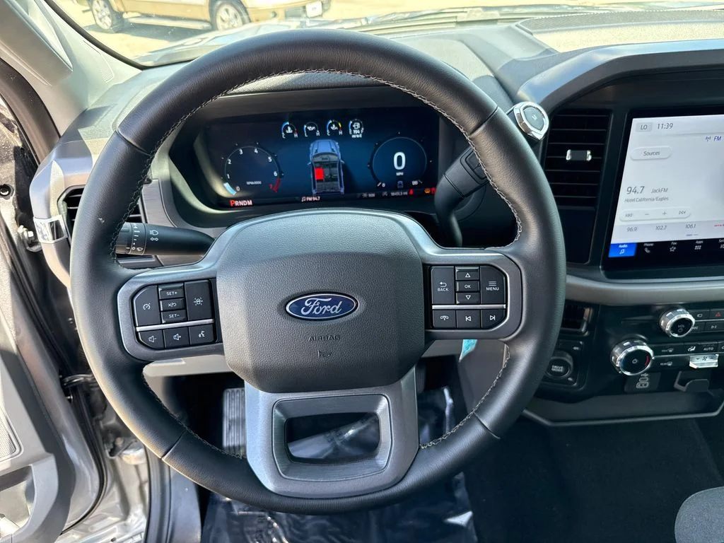 Used 2025 Silver Ford XLT w/ LIFTKIT image 14