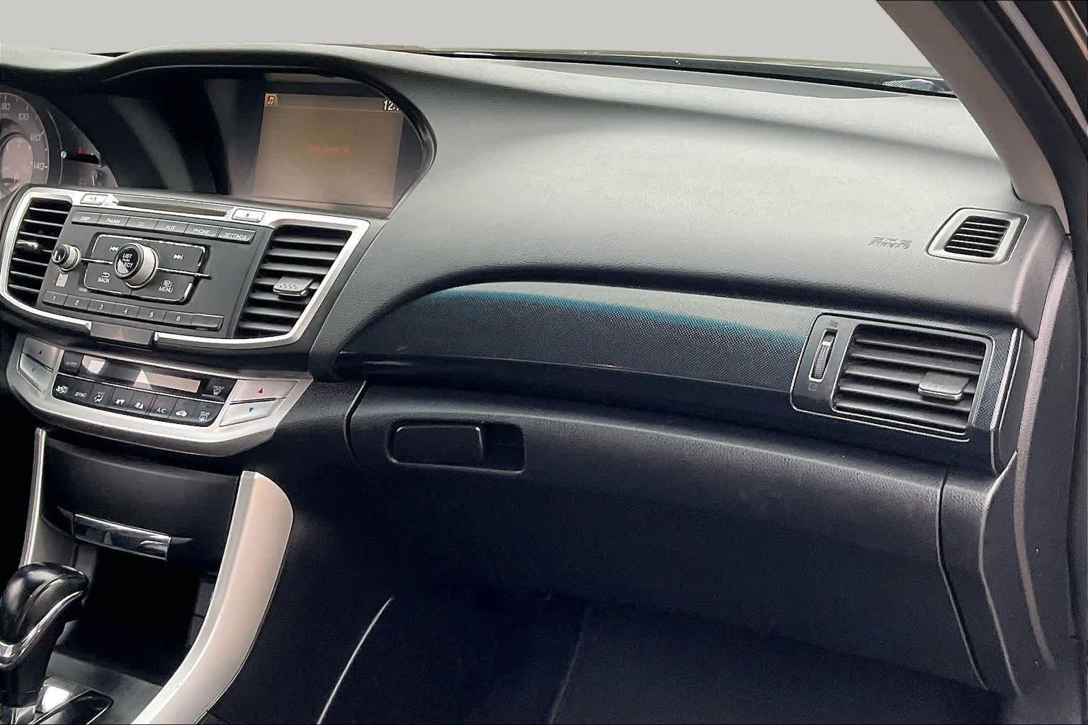Used 2013 Hematite Metallic Honda Sport image 17