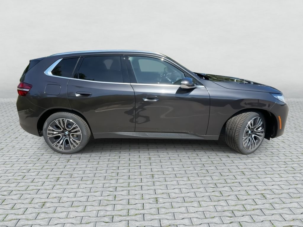 New 2026 Dark Graphite Metallic BMW 30 xDrive image 9