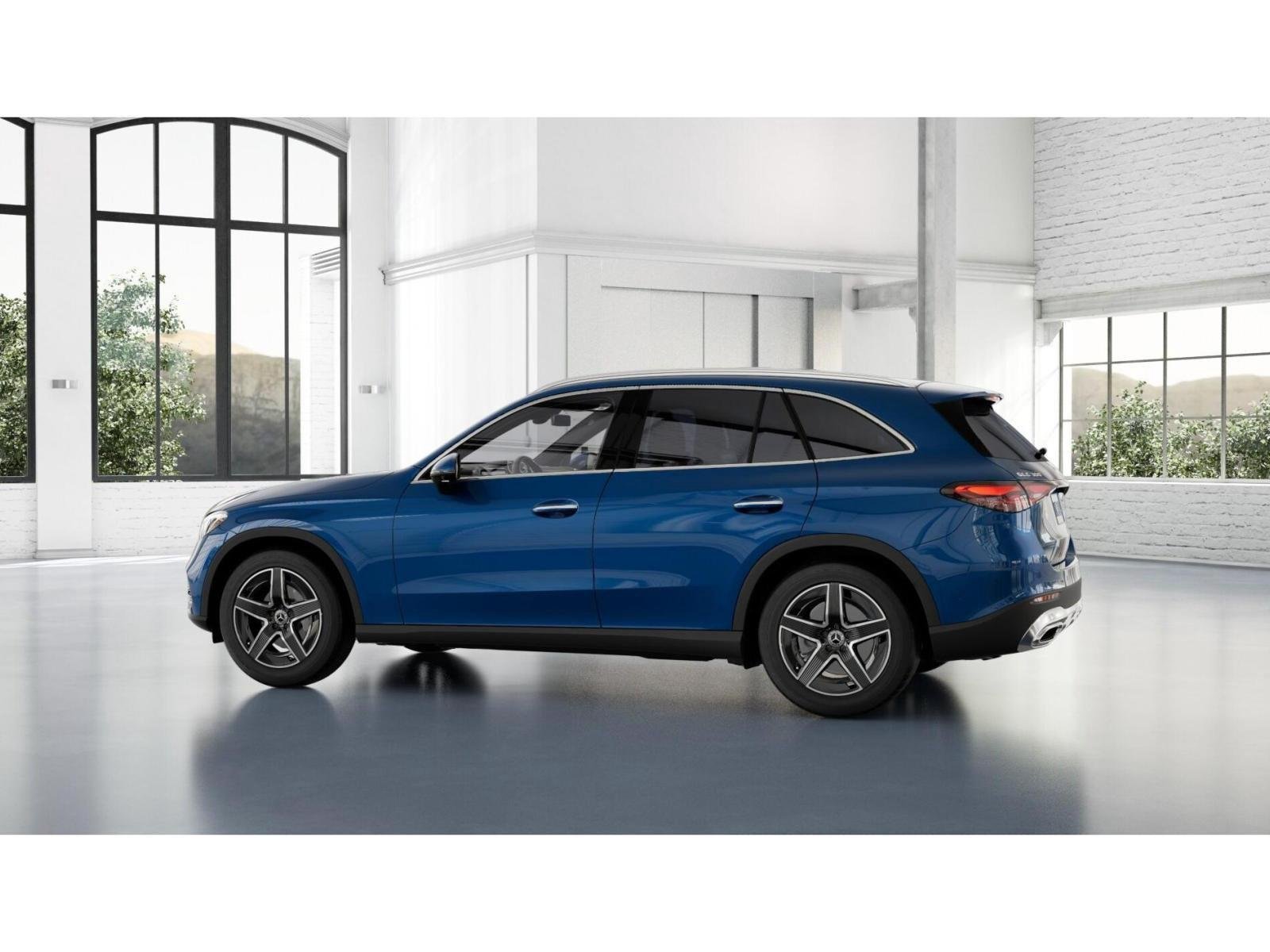 New 2027 Starling Blue Metallic MERCEDES-BENZ GLC300 image 32